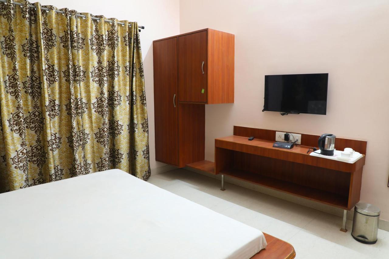Hotel Panigrahan Bikaner Bagian luar foto