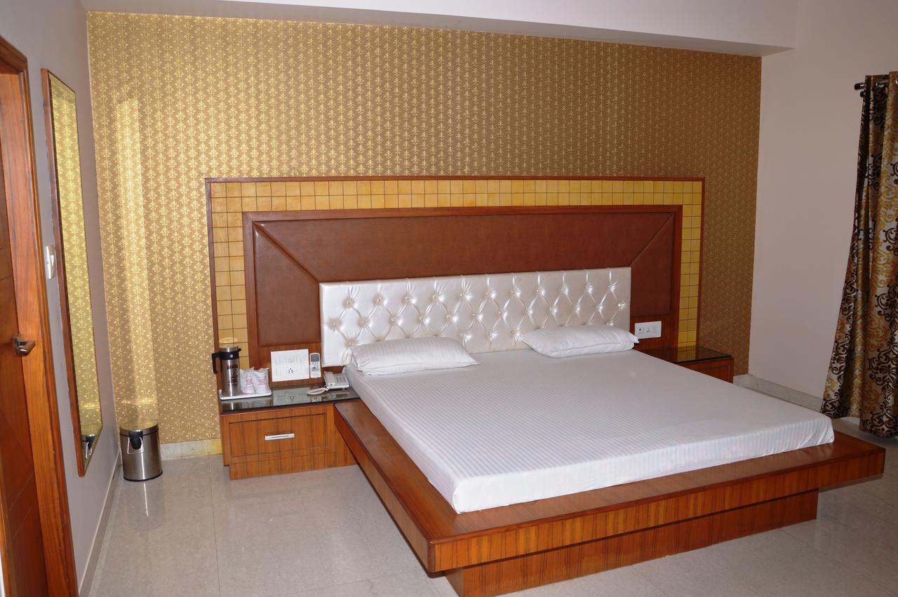 Hotel Panigrahan Bikaner Bagian luar foto